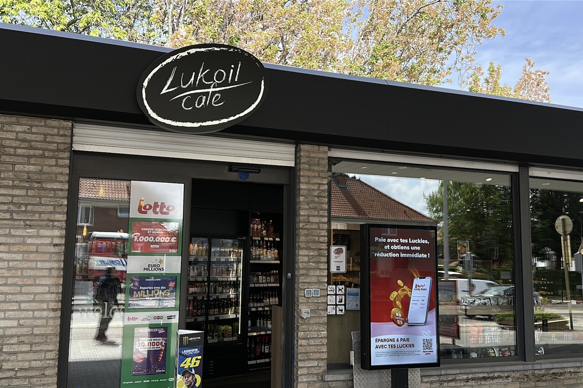 lukoil buiten  24 juni